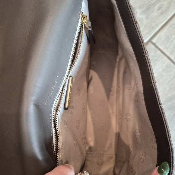 Tory Burch Shoulder Bag - Picture 6 of 9